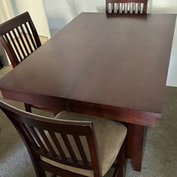Table W/ 3 Chairs 