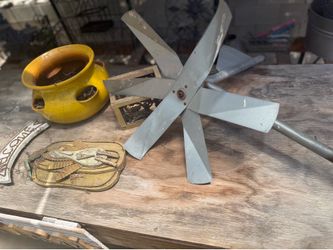 Rusty Garden Decor