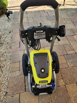 RYOBI
2500 PSI 1.2 GPM High Performance Cold Water Electric Pressure Washer