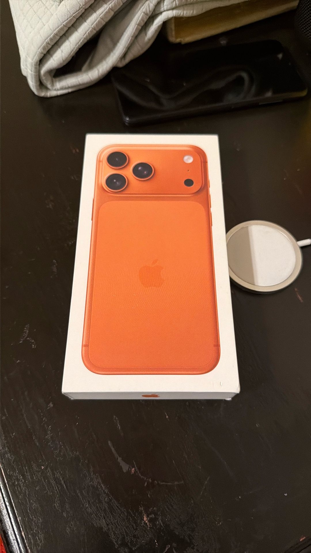 iPhone Pro max 17 256g