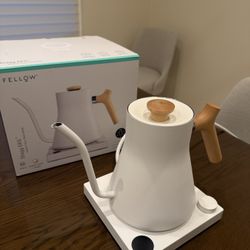 Fellow Stagg EKG Electric Pour-over Kettle - Goose Neck