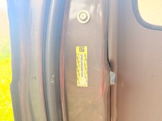 2014 Honda Odyssey Driver Side Front Door – Complete w/ Glass & Mirror