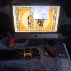 Apple iMAC All In One Desktop Compuer Macbook