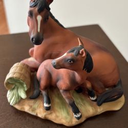 Vintage 1983 Enesco Porcelain Horses Mother and Foal