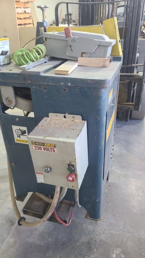 Whirlwind Upcut Off Saw