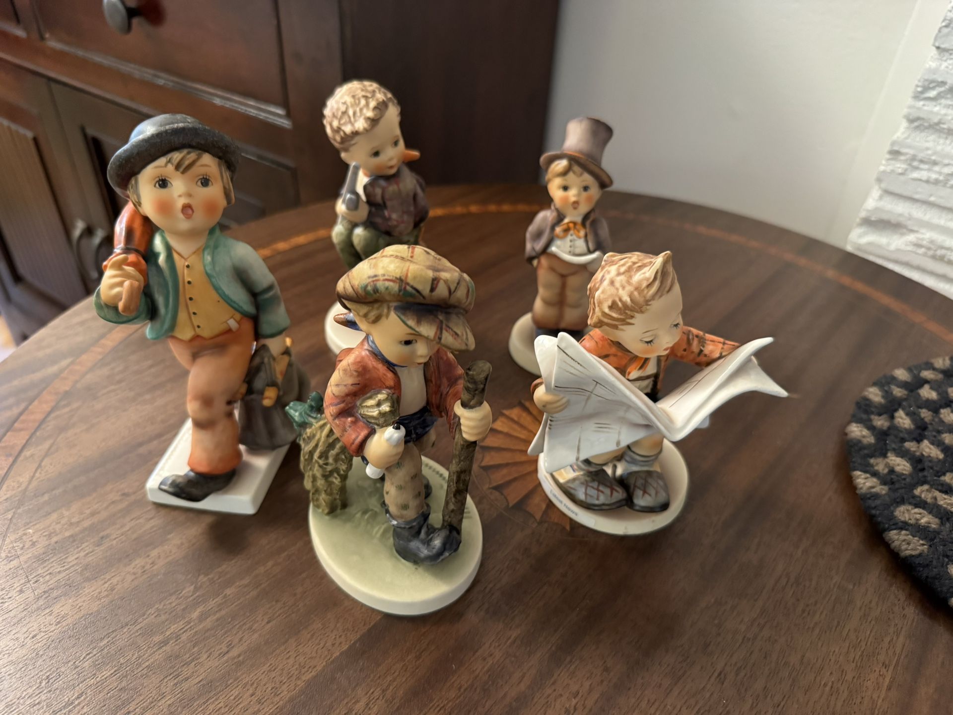 LOT OF 5 HUMMEL FIGURINES W/ Original Boxes (1(contact info removed))