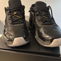 Air Jordan 11 CMFT Low