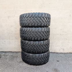 33/12.50/20 SET OF TIRES USED 