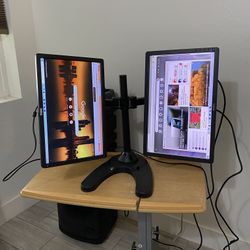 Dell P1913t,19", Professional Widescreen LED Monitor - Dual monitor with stand 19 inch  Display and vga port. It works great! Nothing wrong! Power cor