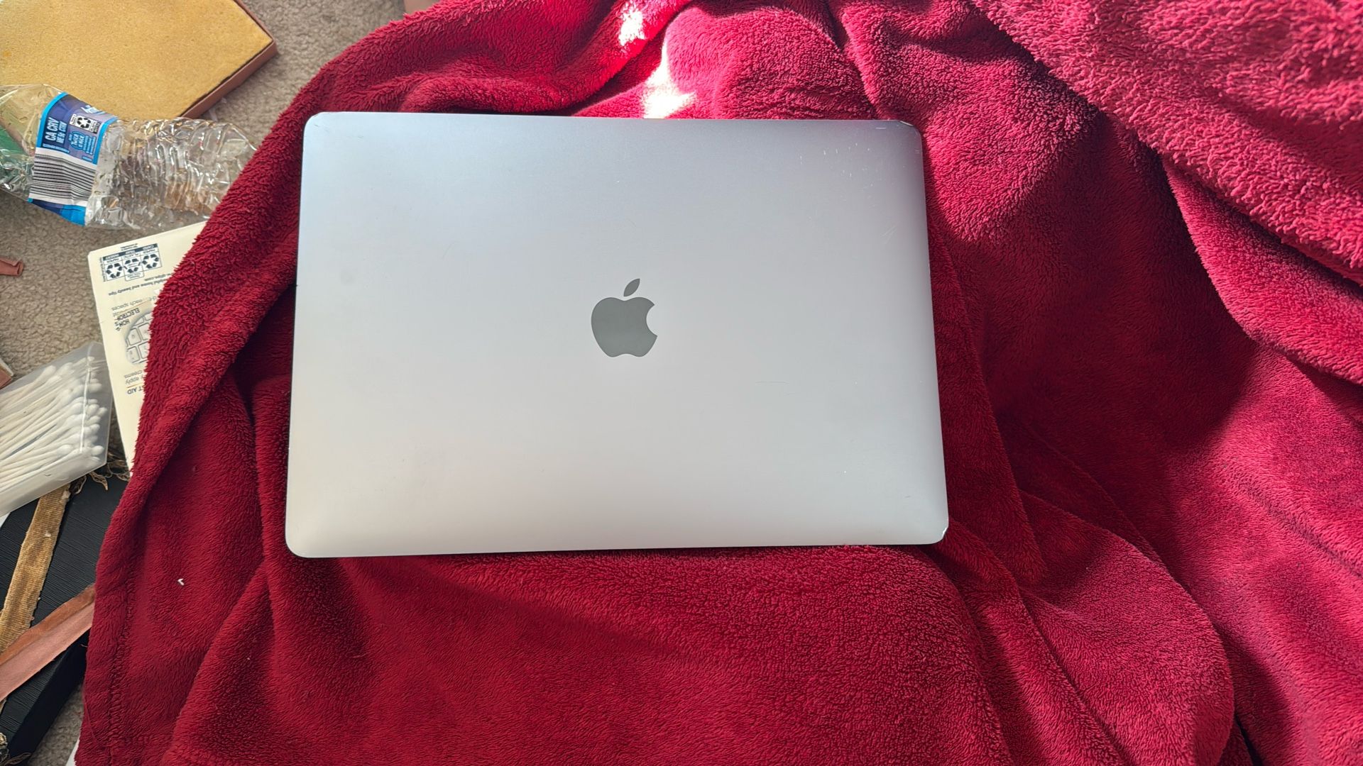 MacBook