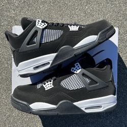 Jordan 4 Retro White Thunder 