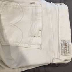 Woman’s Levi’s white