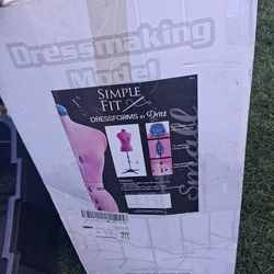 Dritz Simple Fit Dress Form / Dressmaking Model - Small - $80