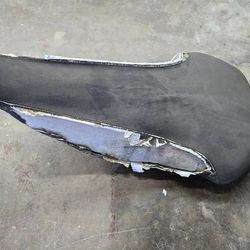 2004 Suzuki LTZ400 Seat / Plastics / Grab Bar