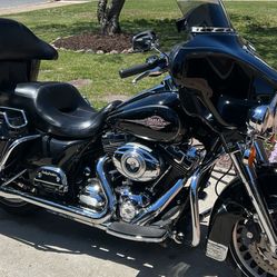 Harley Davidson Electra Glide Classic 