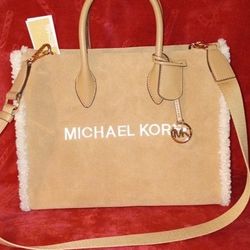 Michael kors Women's Handbags Dif One To Choose From!!!! NWT