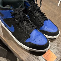 Jordan 1 Mids
