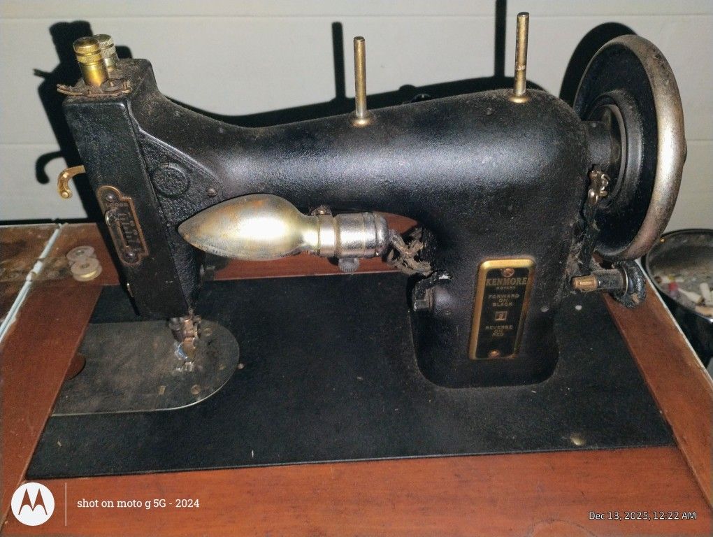 Vintage Sewing Machine