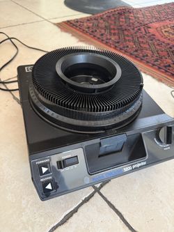 Vintage Kodak 5200 Slide Projector