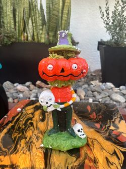 Halloween pumpkin head decor