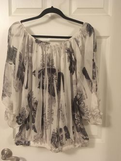 Cute / Casual blouse
