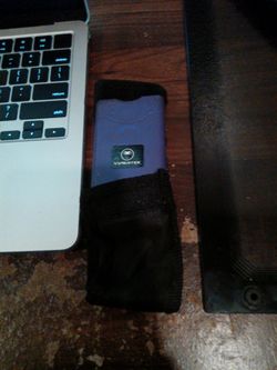 Vipertek taser with charger and case