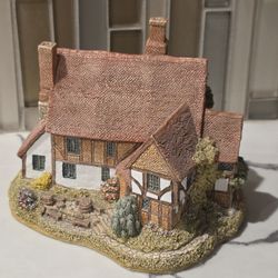Crown Inn By Lilliput Lane