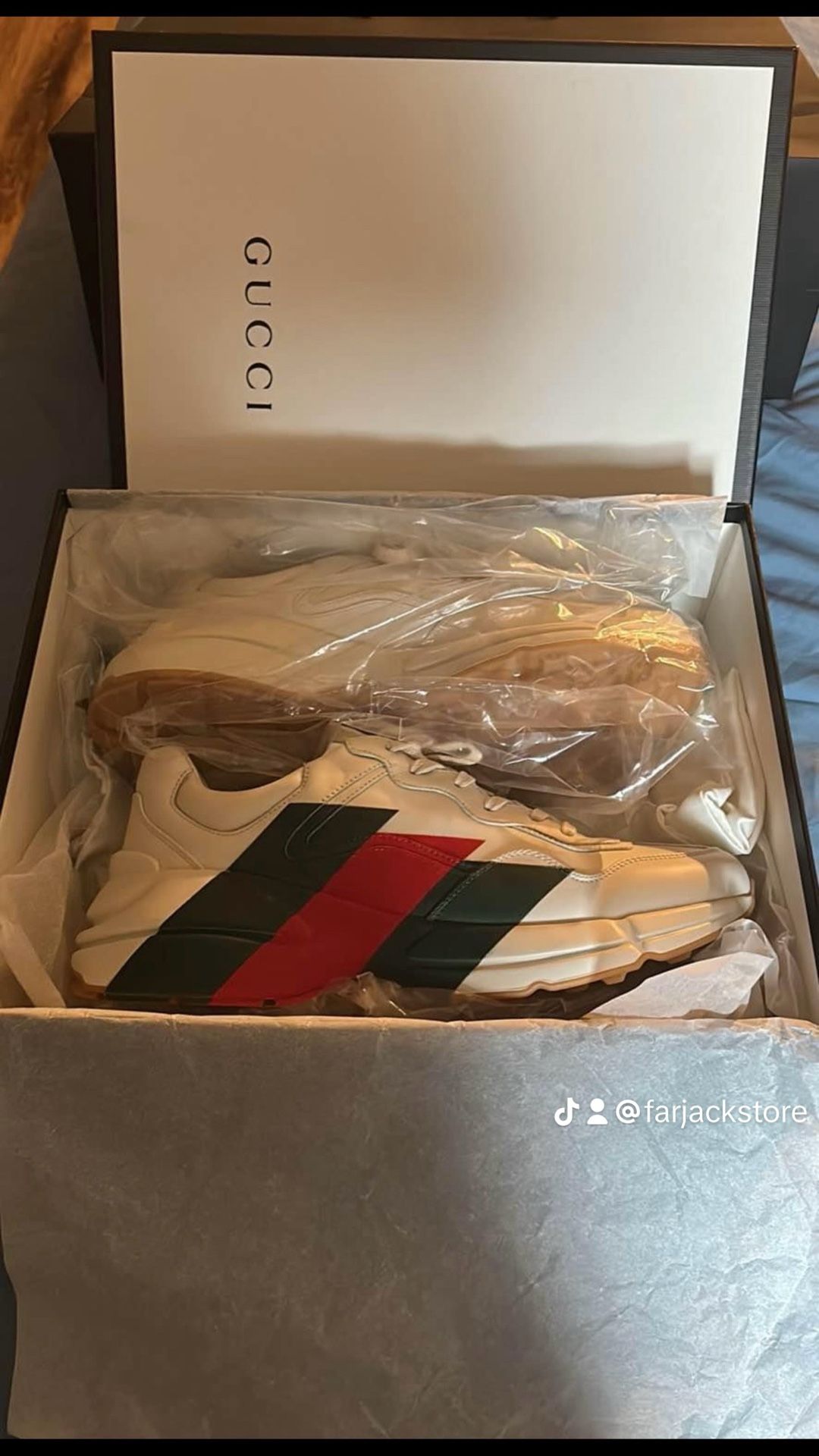 Gucci Sneakers 