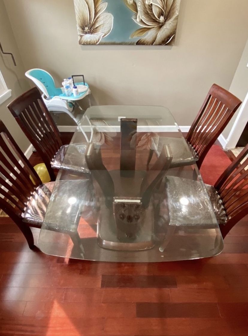 Cherry Wood Dinning Table Set