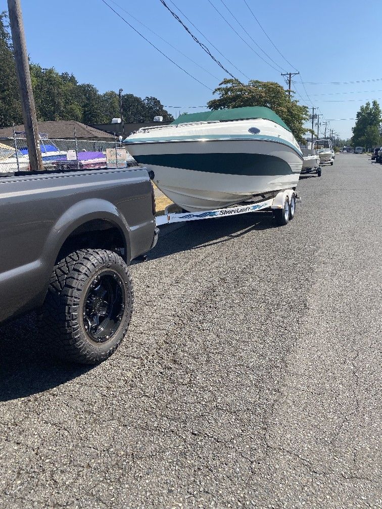 1996 Celebrity 220 Boat (Trade)