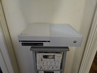 White Original Xbox One 500GB