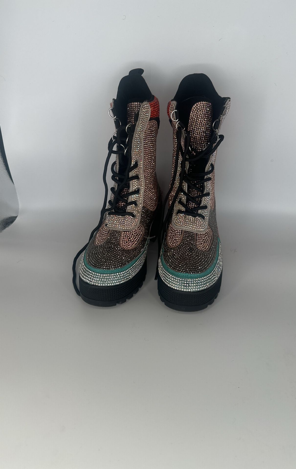 Women Boots Size 7