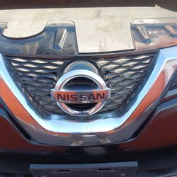 2014-2016 Nissan Rogue Complete Grill With Emblem Oem. 