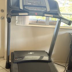 Extra Wide Treadmill