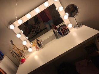 Hollywood Style Vanity Mirror