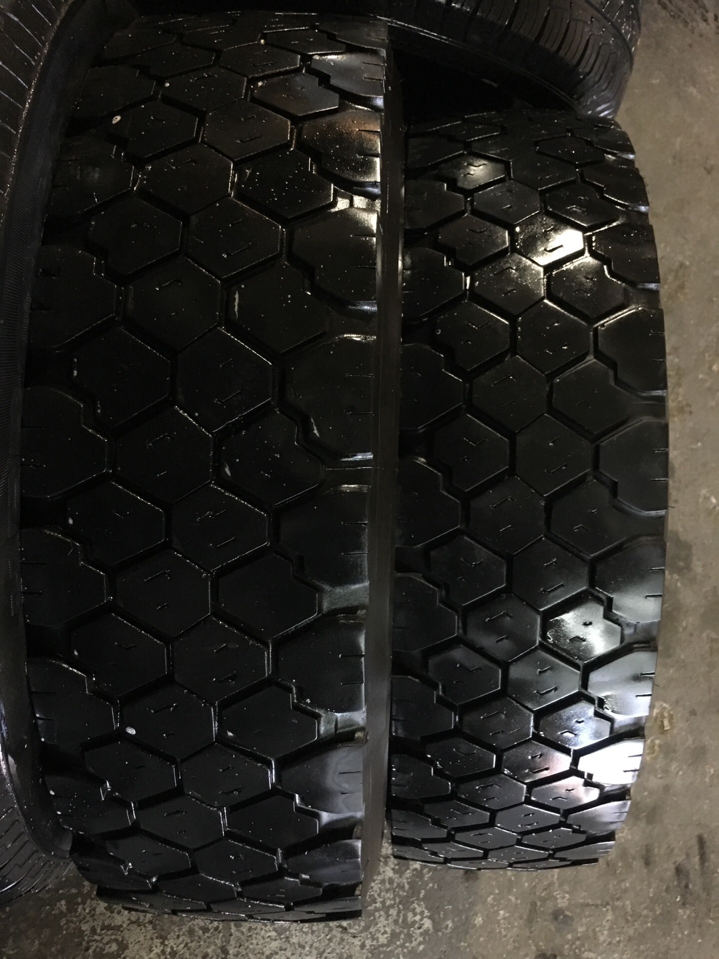 19.5 2 used tires 225/70R19.5 load Range G Dunlop SP 461