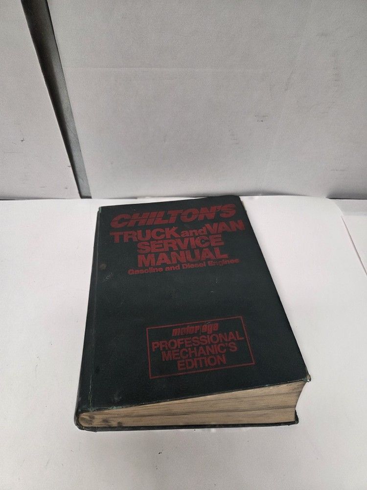 Chilton's 1984 Truck and Van Service Manual Professional Mechanic's Edition BOOK