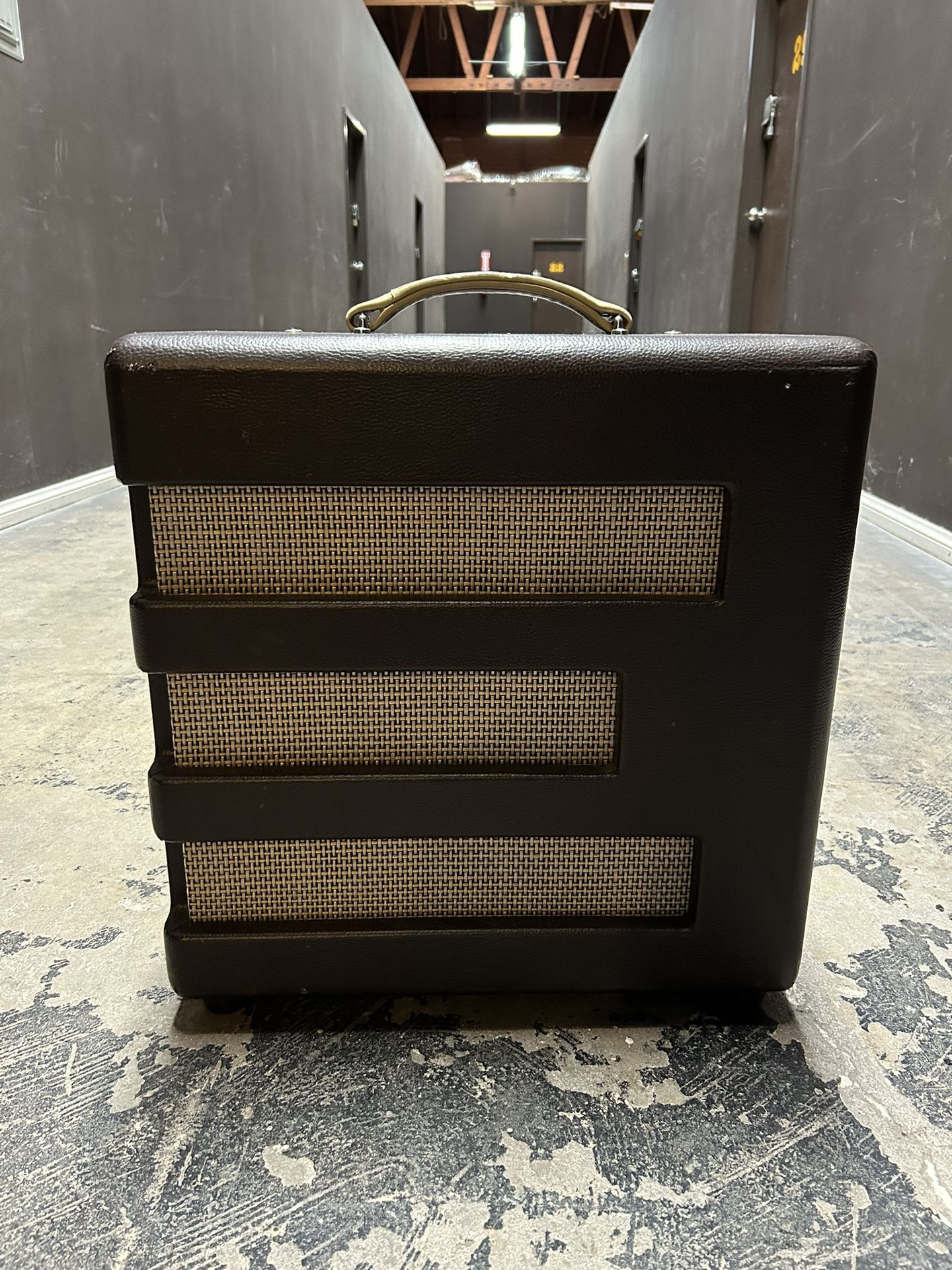 Epiphone Electar / Fender Excelsior Guitar Amp for Sale in Glendale, CA