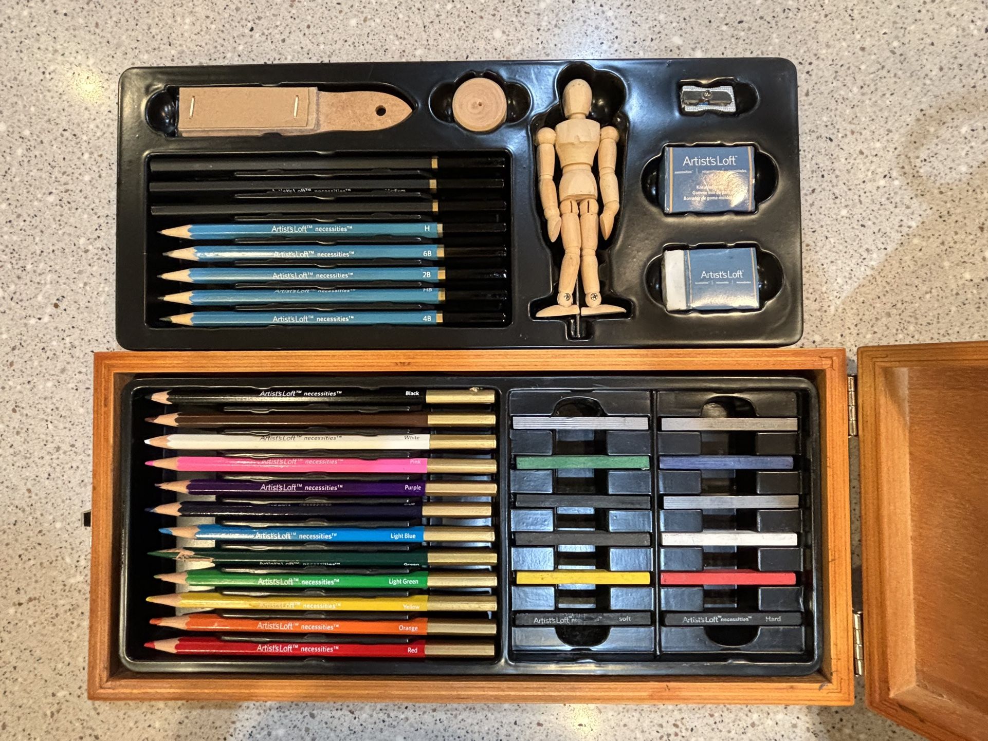 Artist’s Loft Necessities 37-piece Art Set