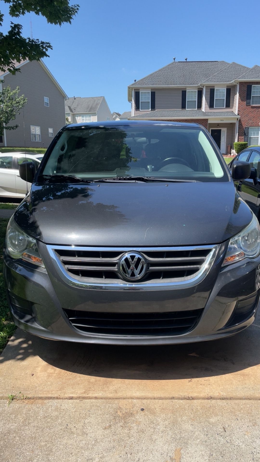 2012 Volkswagen Routan