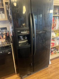 Kenmore Fridge, Dishwasher & LG Oven