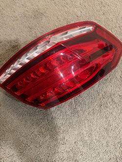 Mercedes W212 E-Class Left Driver Outer LED Tail Light (A(contact info removed))