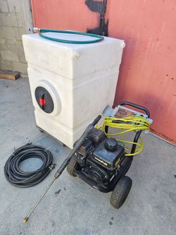 CAR WASH EQUIPMENT
WATER TANK 100 GAL WITH HOSE
WASHER PRESSURE GAS WITH GUN
EXTRA HOSE WITH LONG GUN
EVERYTHING WORKS GREAT YOU CAN TEST IT FOR ANY Q