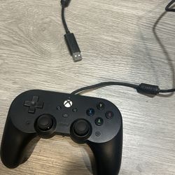 Weird Xbox Controller 