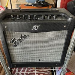 Fender Mustang 1 (70$$$)