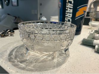 Vintage Clear Brilliant Cut Crystal Style Three Footed Serving Centerpiece Bow