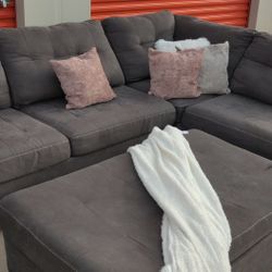 ✨Dark Gray Sectional Couch With Ottoman✨FREE DELIVERY 