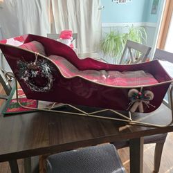 Santa Sleigh Decor