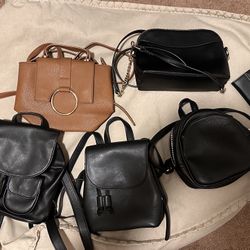 Bags/purses 