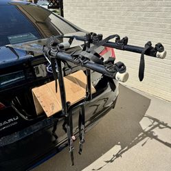 ALLEN Deluxe 3-Bike Trunk Mount Rack, Blk/ Silver
